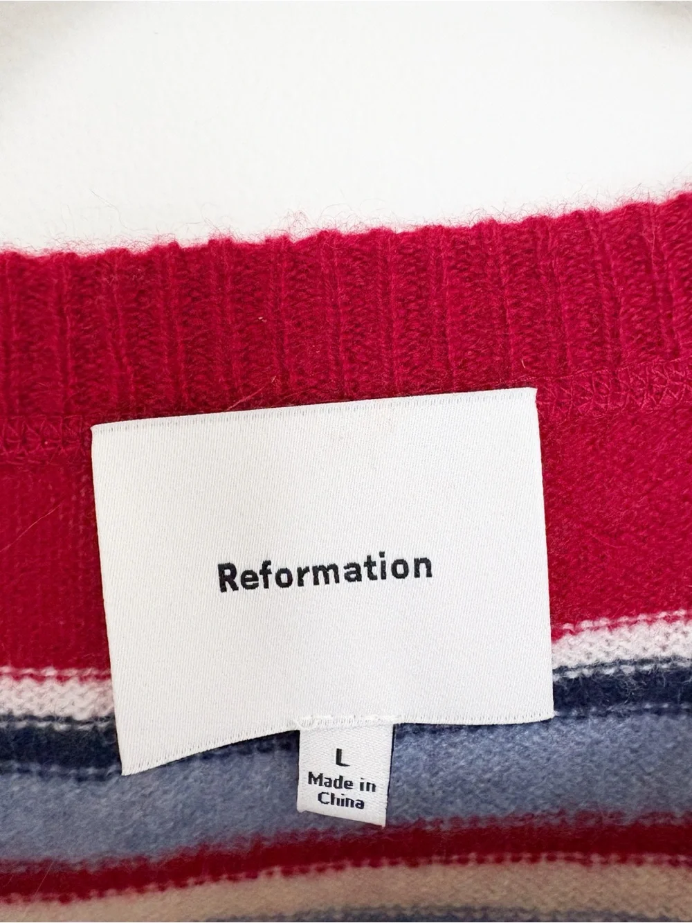 Reformation Cashmere Boyfriend Sweater
Crimson Multi Stripe Large - Picture 5 of 6